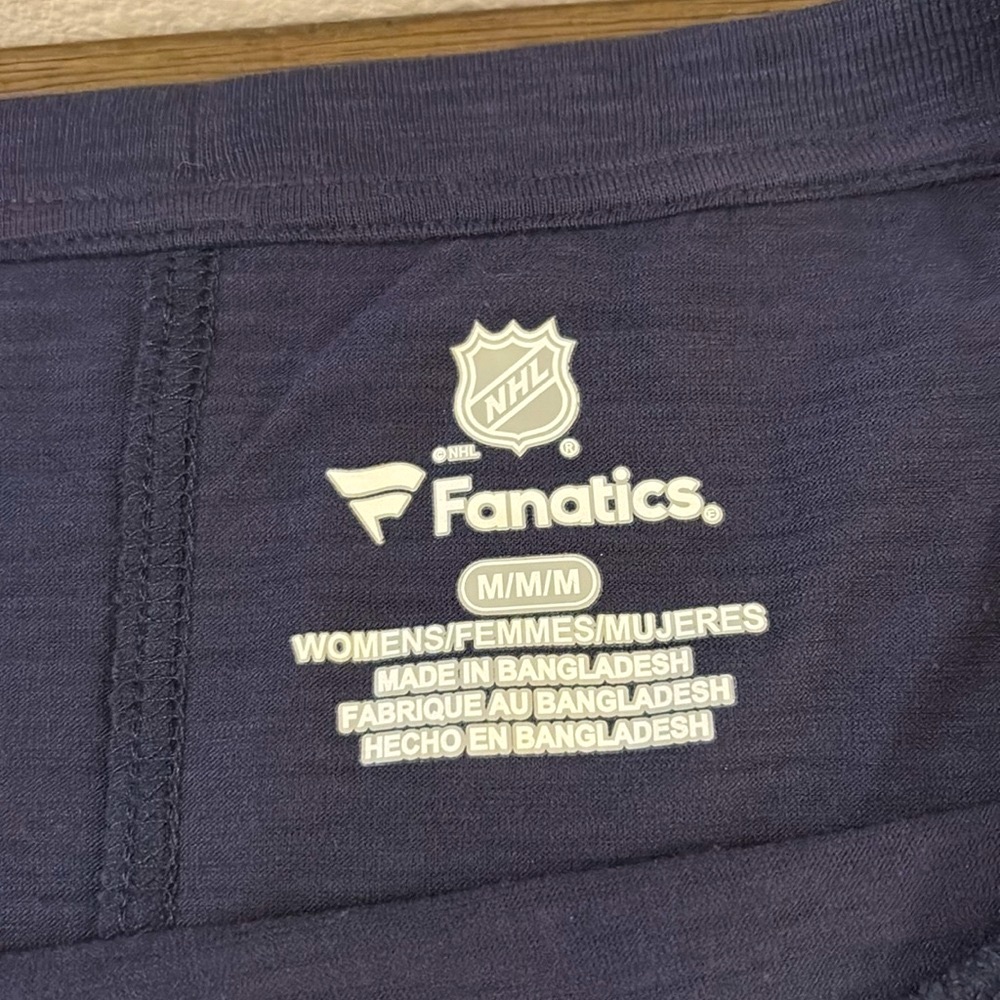 NWT [Fanatics] Seattle Kraken NHL Boatneck Oversized Long-Sleeve Shirt Women’s M - Picture 7 of 7